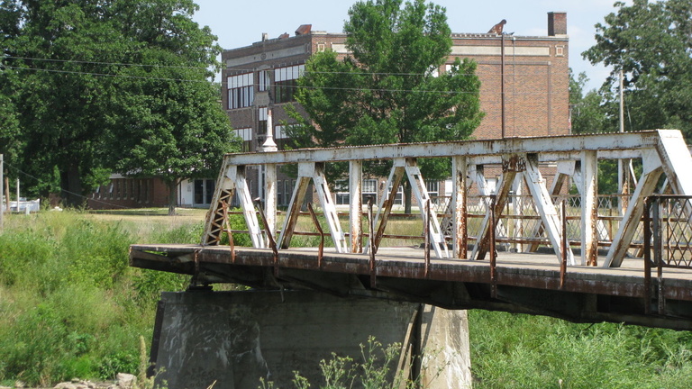 Existing Bridge in Volga
