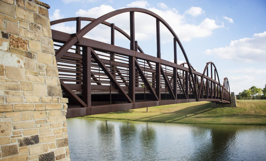 Pedestrian Bridge example