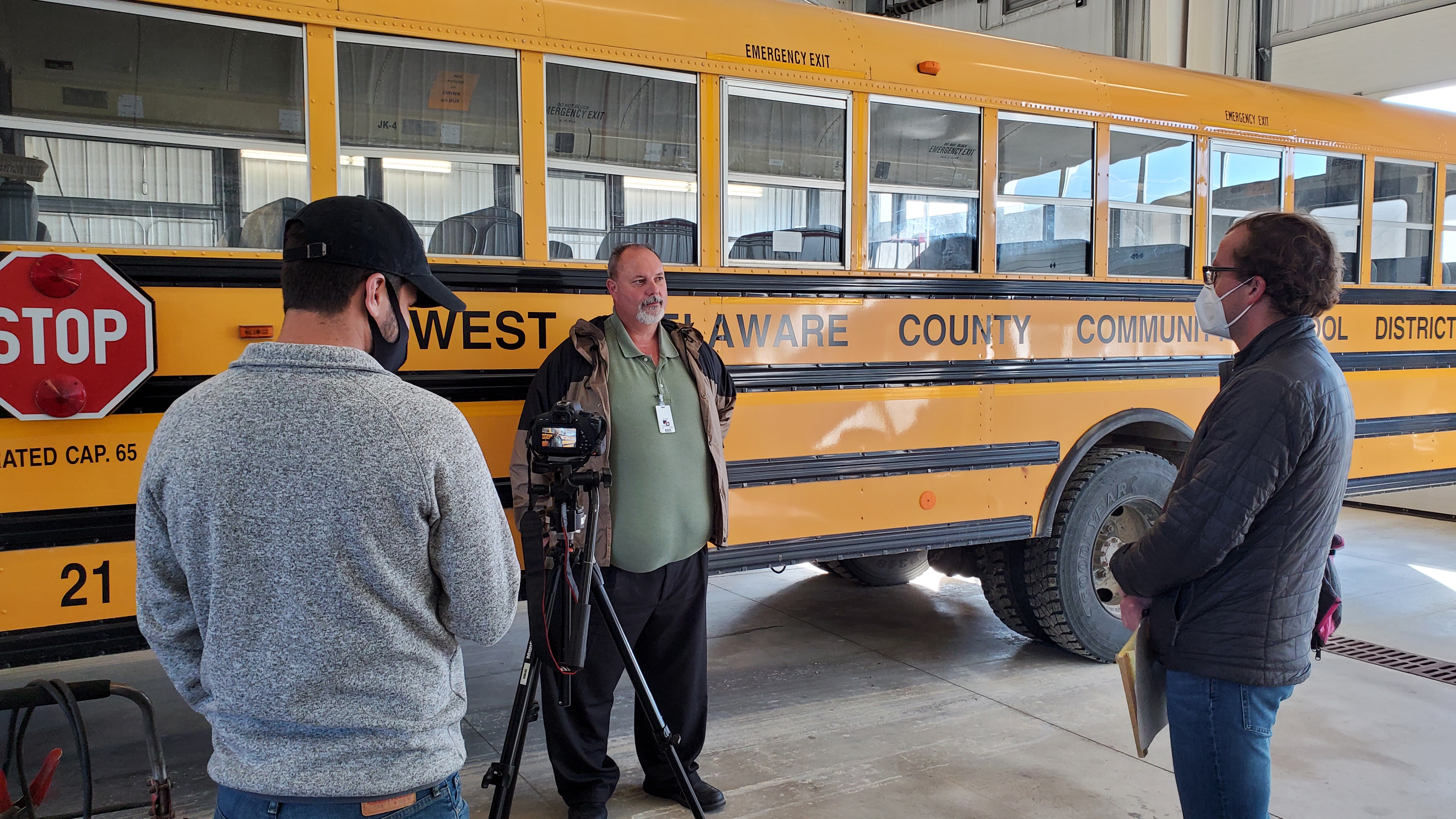 sppa_students_with_transportation_officials.jpg