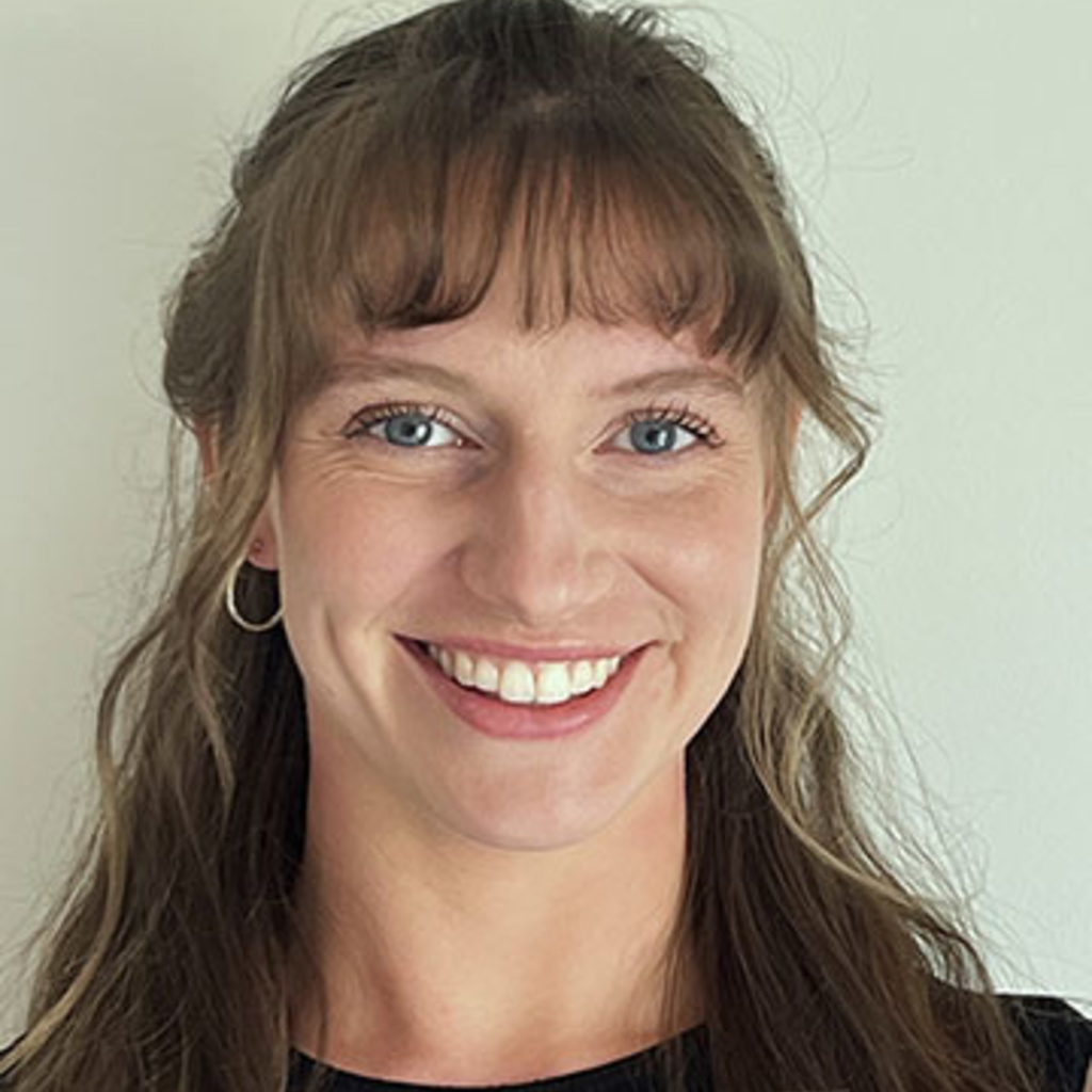 Sarah Hofmeyer headshot