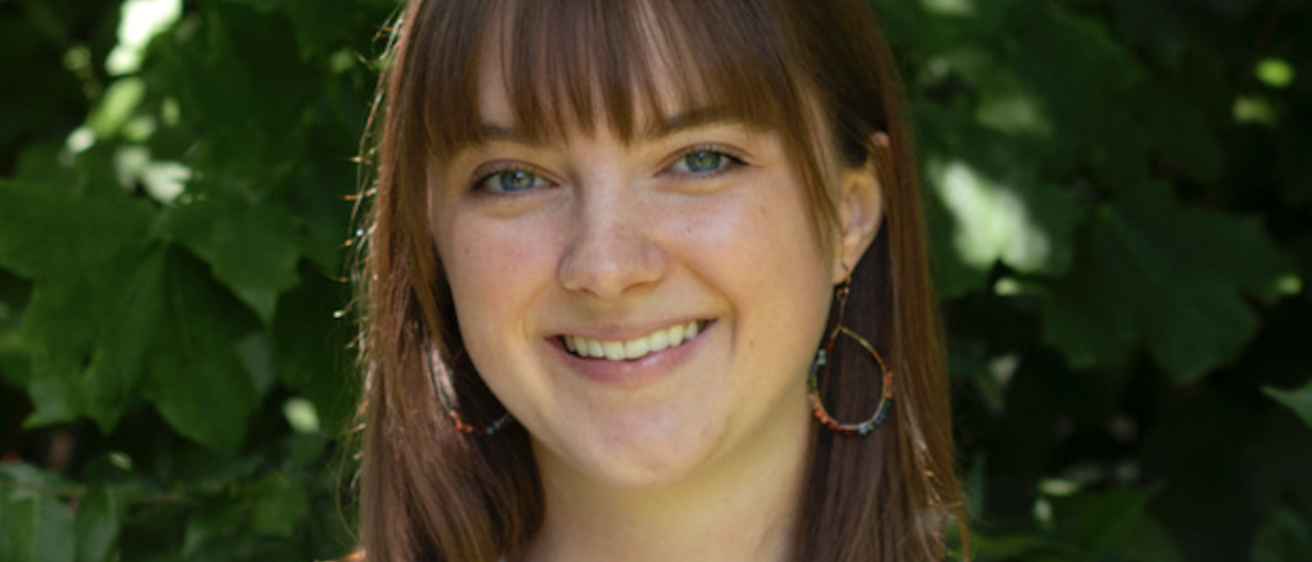 headshot of Lilli Scott