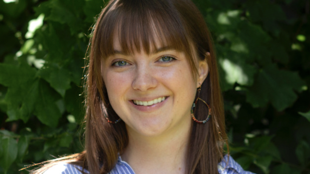 headshot of Lilli Scott